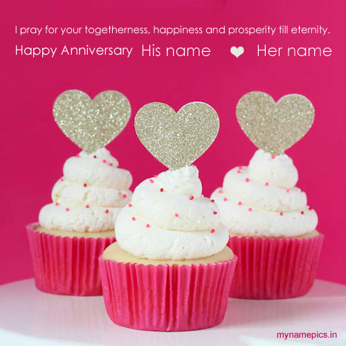 Write name on anniversary cake  with beautiful greeting
