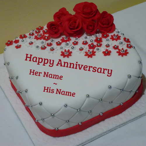 Beautiful Cake For Anniversary With Roses and Your Name